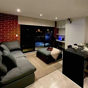 Lovely 1 Bedroom Unit With Free Parking Modra Zone 4 Apartamento